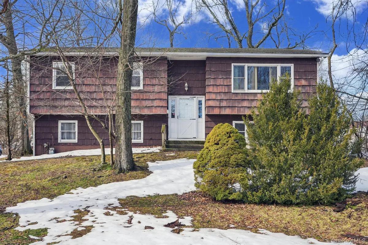 19 Sheridan AVE, Congers, NY 10920