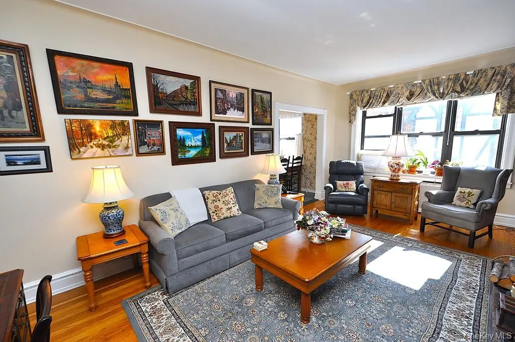 143 Garth RD #4D, Scarsdale, NY 10583