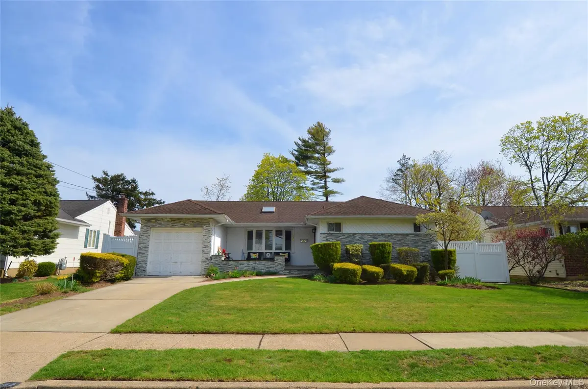 262 Cherry PL, East Meadow, NY 11554