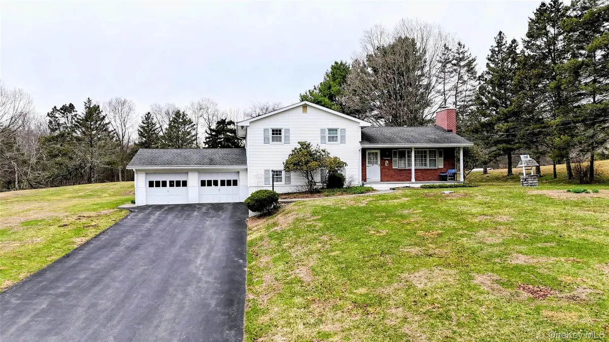 6 Belcher RD, Warwick, NY 10990