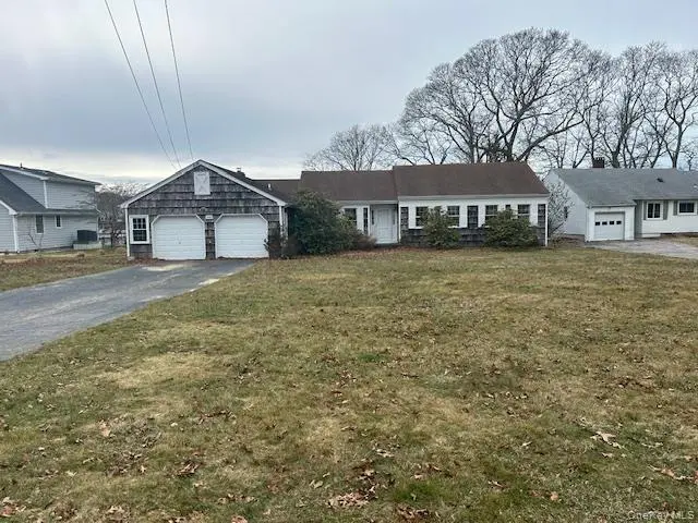 2810 Beebe DR, Cutchogue, NY 11935