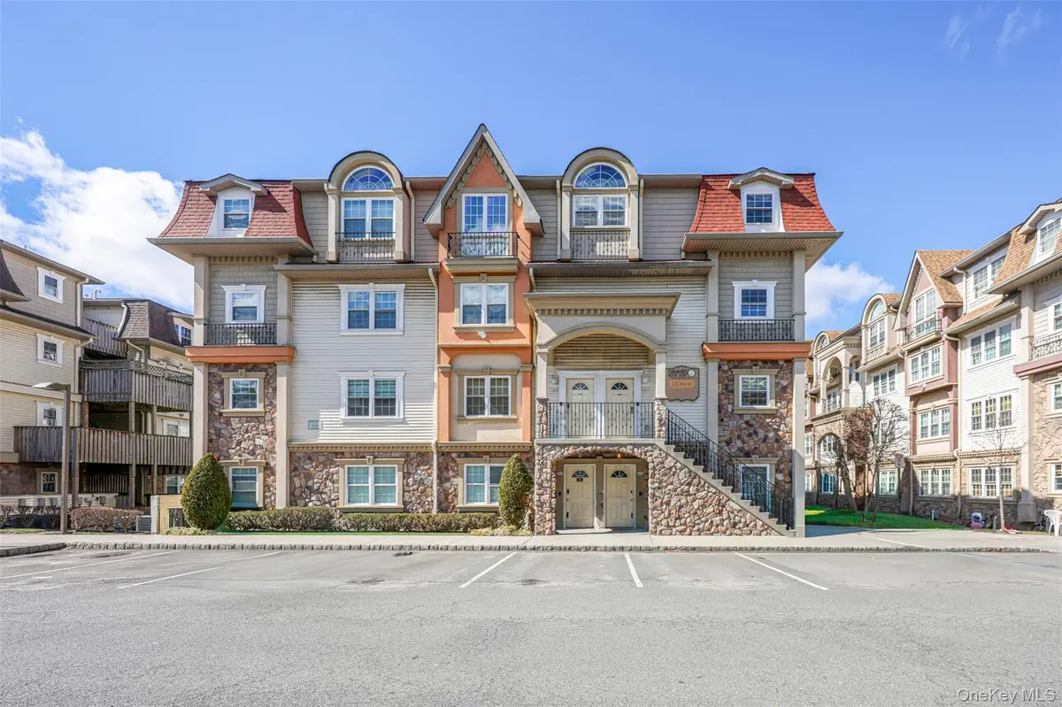 16 Elm ST #311, Spring Valley, NY 10977