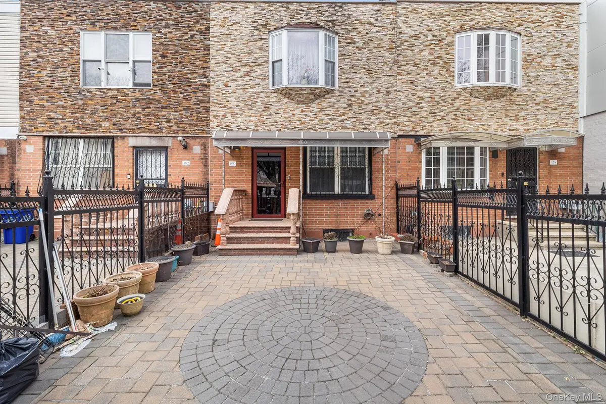 460 Hinsdale ST, Brooklyn, NY 11207