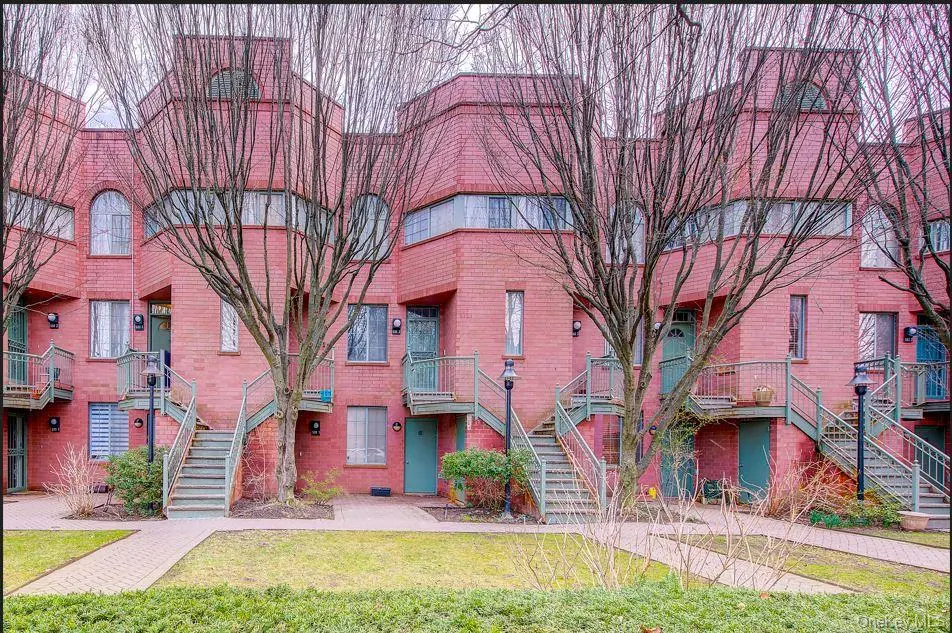 588 Louisiana AVE #3, Brooklyn, NY 11239