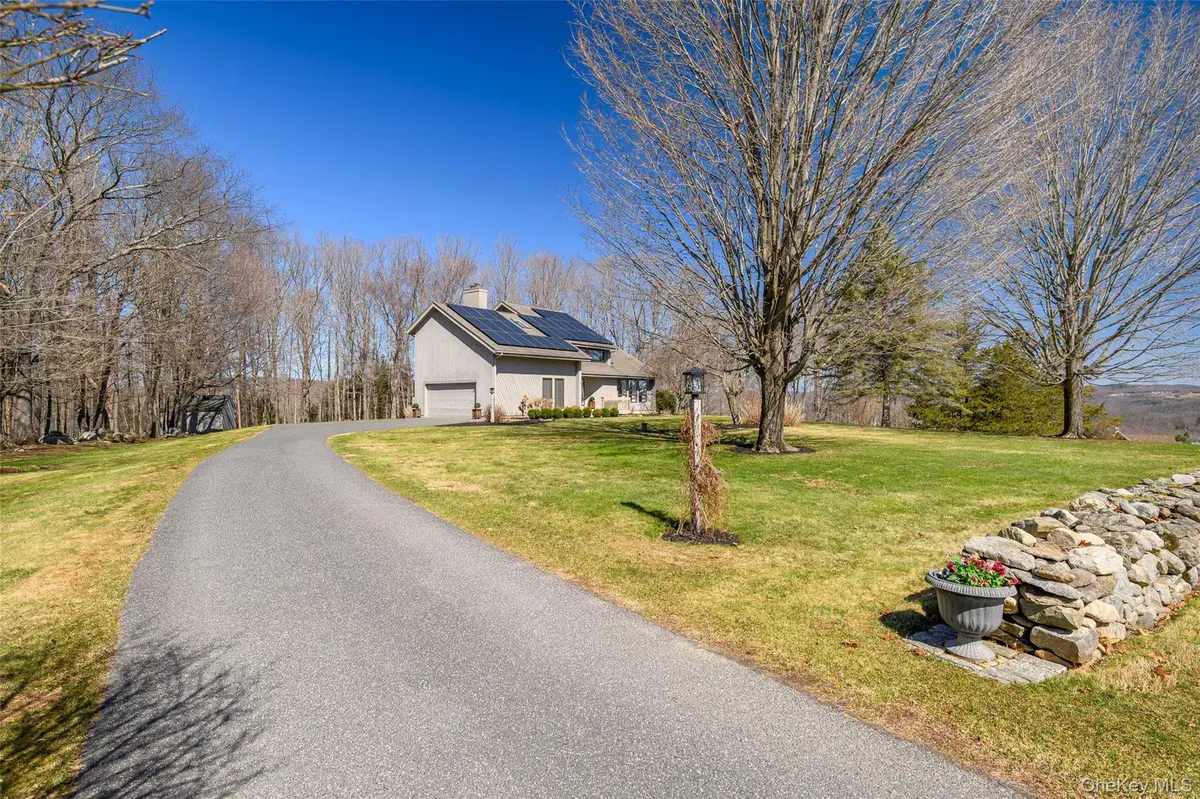 29 Farm RD, Call Listing Agent, CT 06784