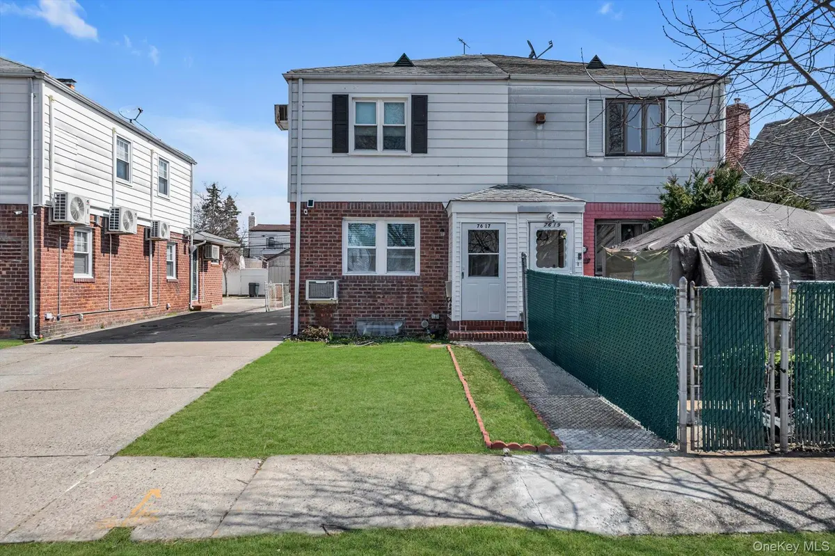 7617 251st ST, Bellerose, NY 11426