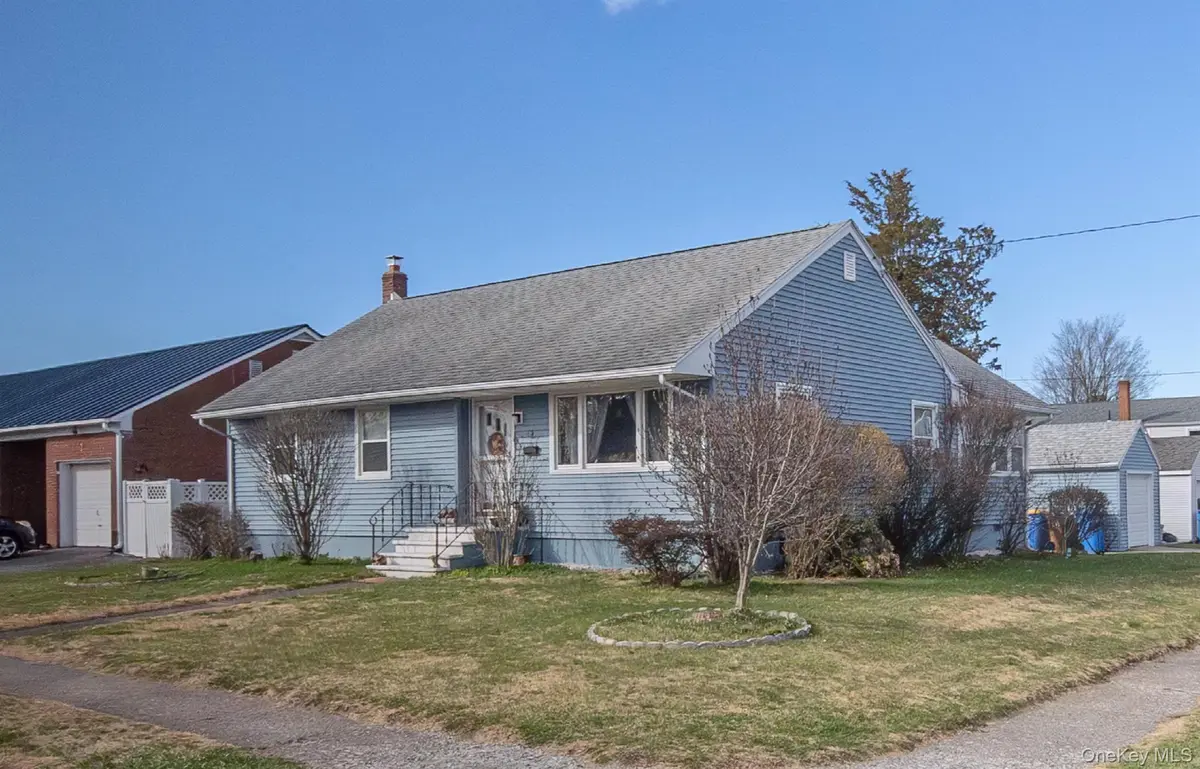 3 Lipton ST, Kingston, NY 12401