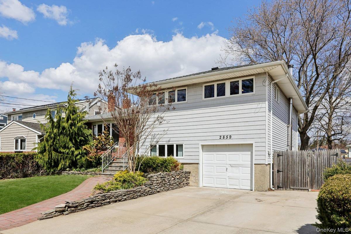 2859 Saw Mill RD, Wantagh, NY 11793
