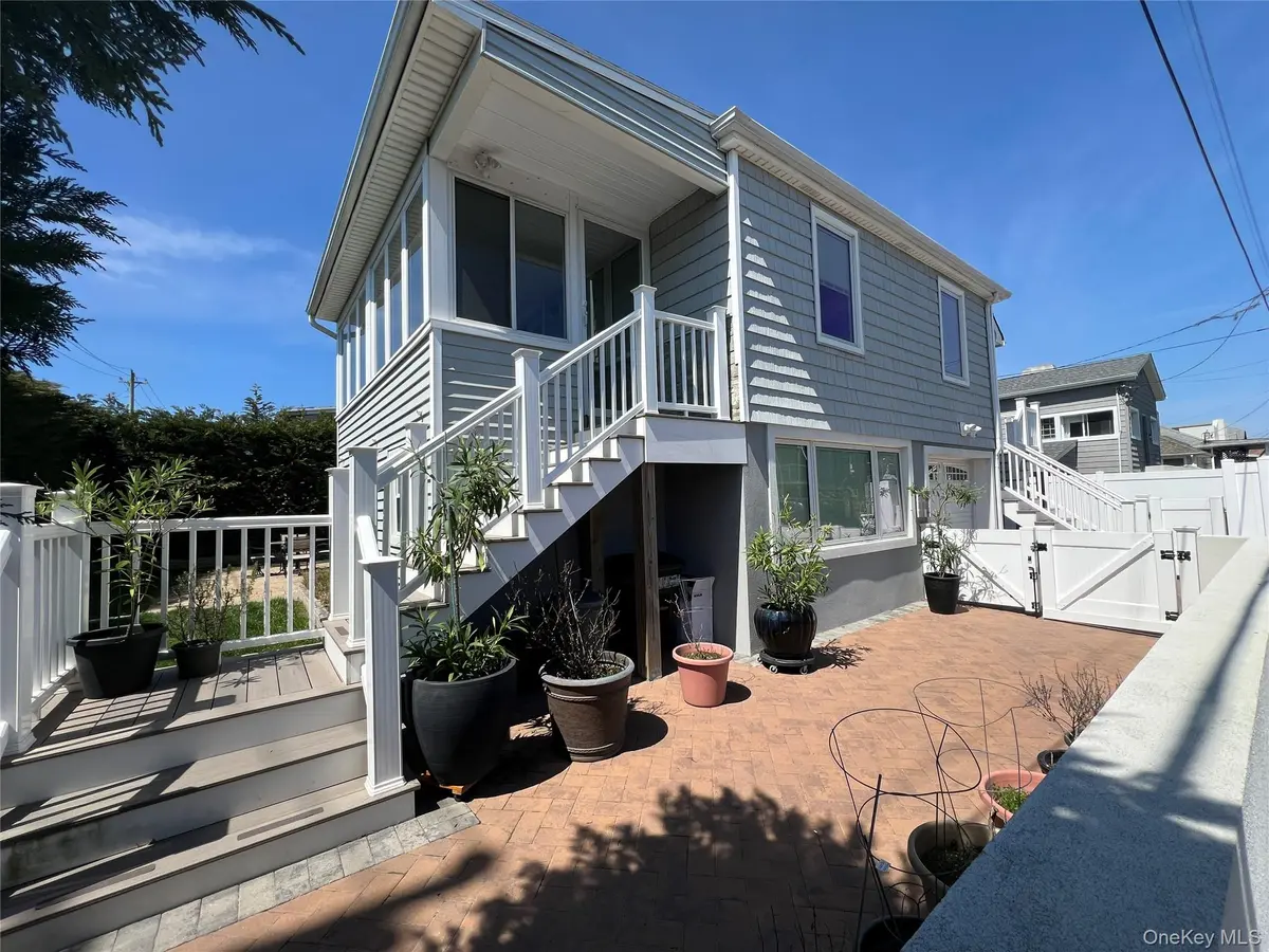 57 Rochester AVE, East Atlantic Beach, NY 11561