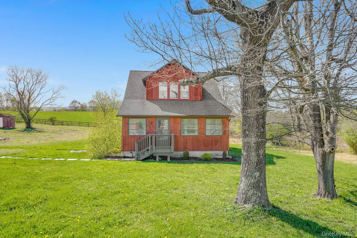 2763 Lucas TPKE, Accord, NY 12404