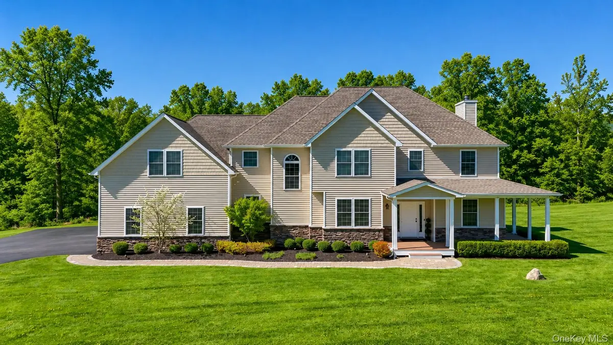 2 Heidi LN, Chester, NY 10918