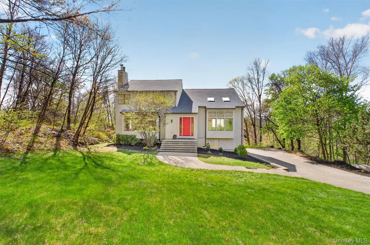 7 Chardonnay RD, Cortlandt Manor, NY 10567