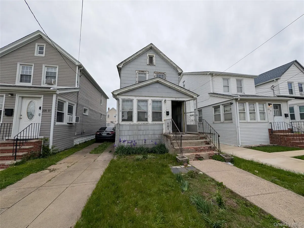 221-19 104th AVE, Queens Village, NY 11429