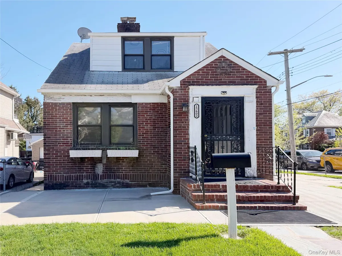 156-02 46th AVE, Flushing, NY 11355