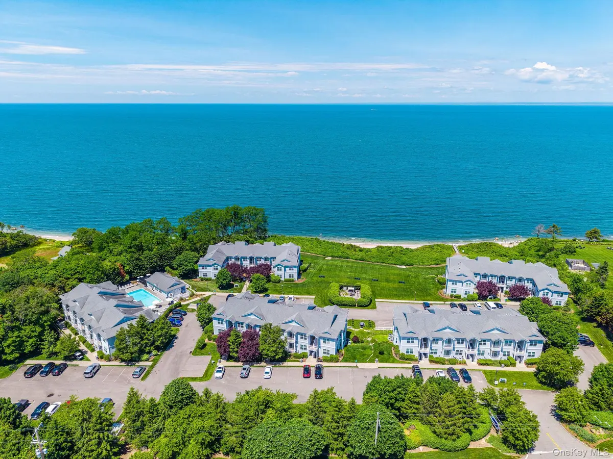 61475 Route 48 #A105, Greenport, NY 11944