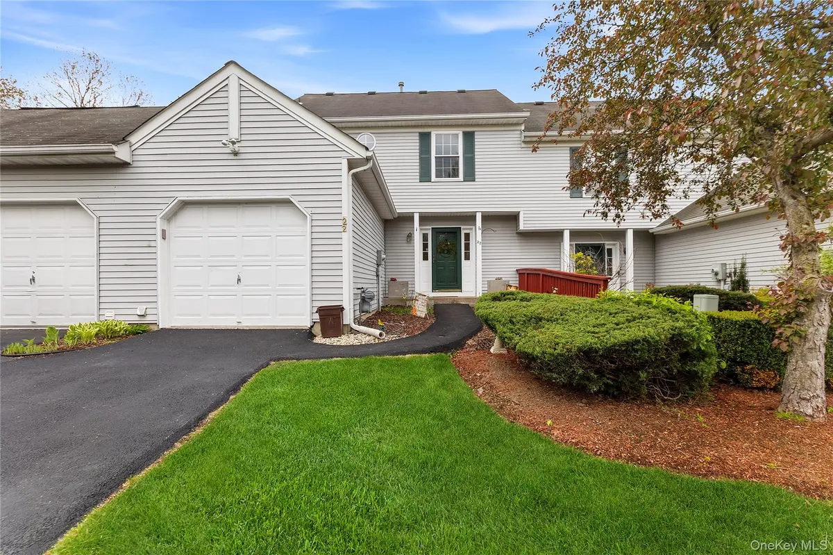 22 Plum CT, Highland Mills, NY 10930