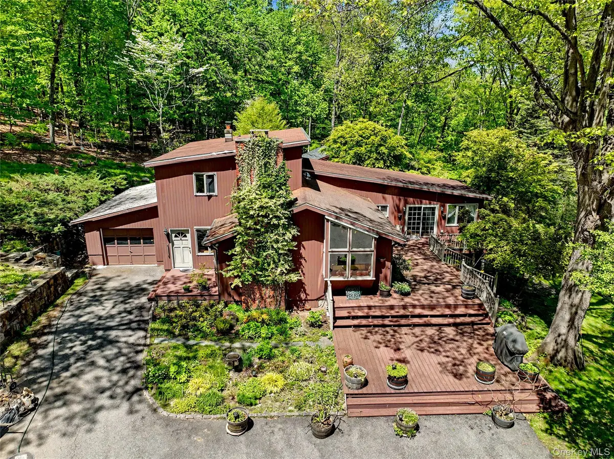 631 Croton Falls RD, Carmel, NY 10512