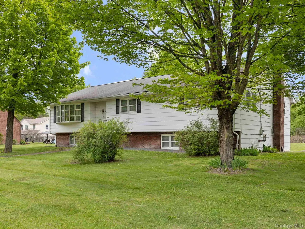 104 New Paltz RD, Highland, NY 12528
