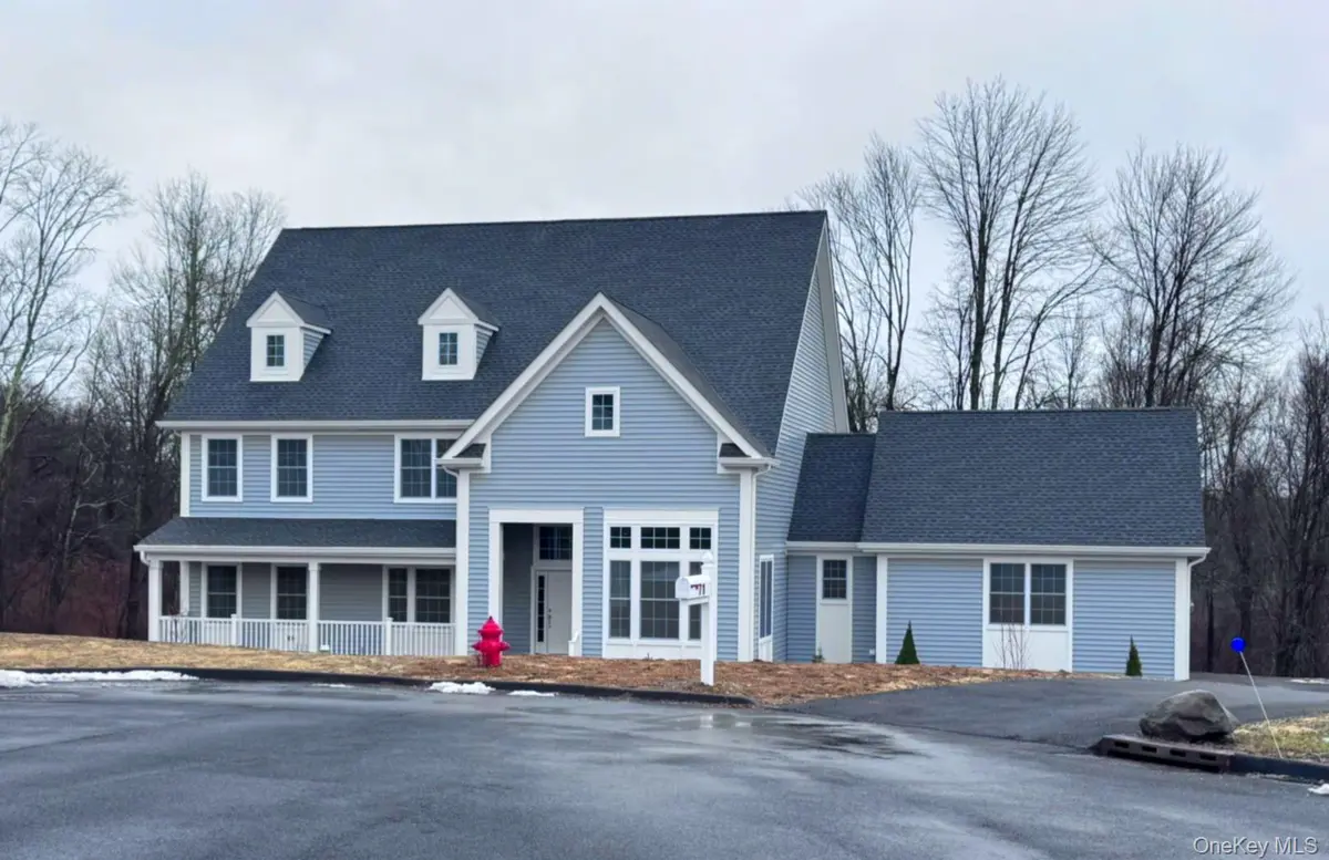 71 Stonehollow DR, Brewster, NY 10509