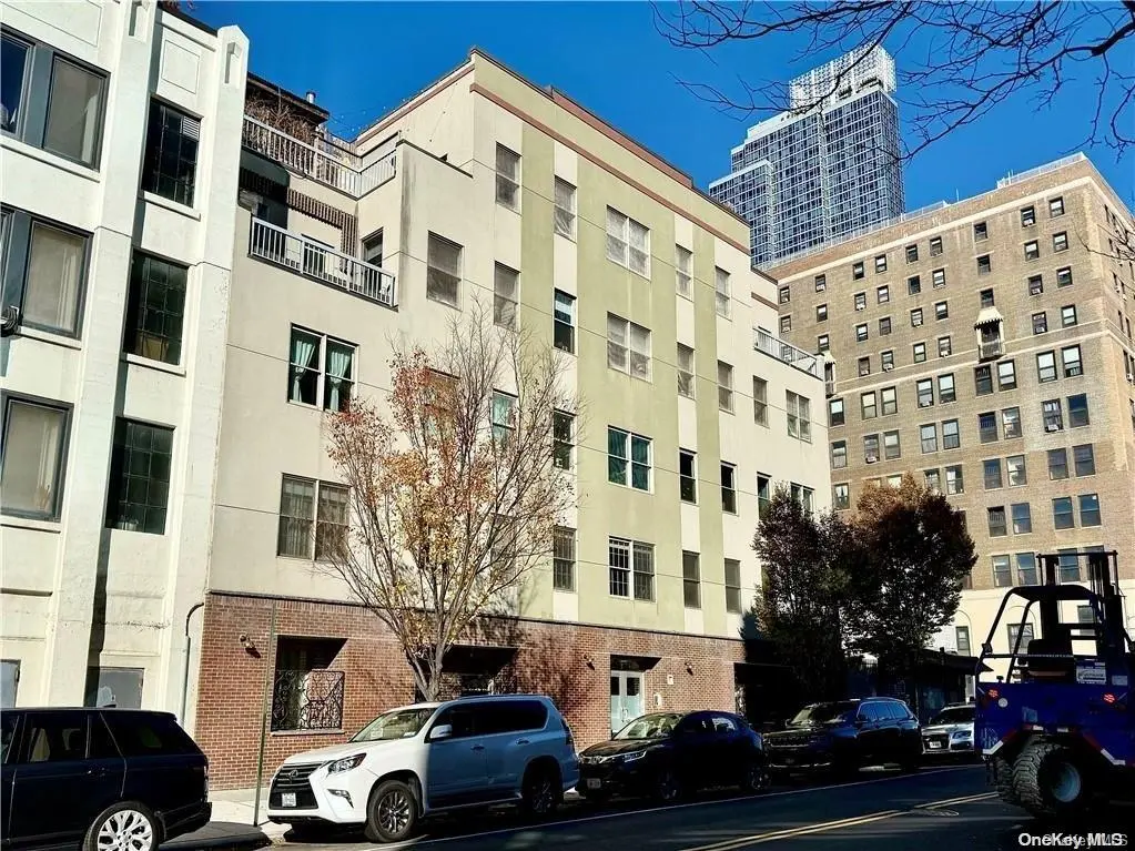 52 3rd AVE #1A, Brooklyn, NY 11217