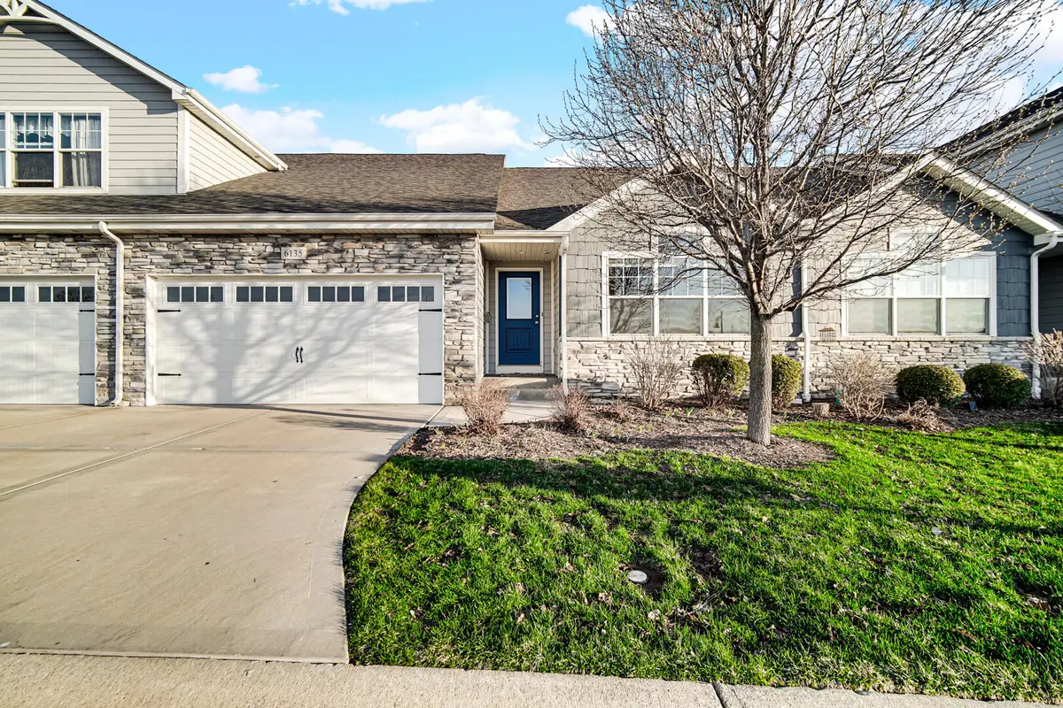 6135 S Dune Harbor DR, Portage, IN 46368