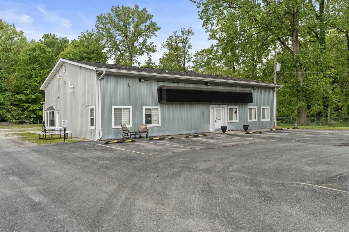6662 W Johnson RD, La Porte, IN 46350