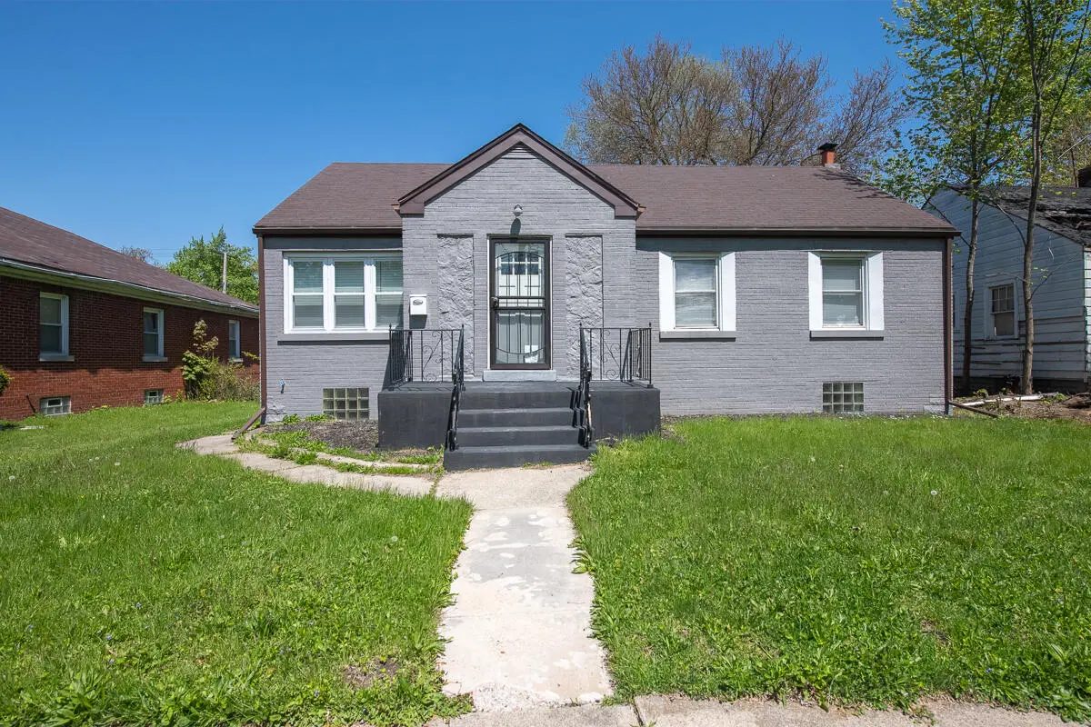 408 E 43rd AVE, Gary, IN 46409