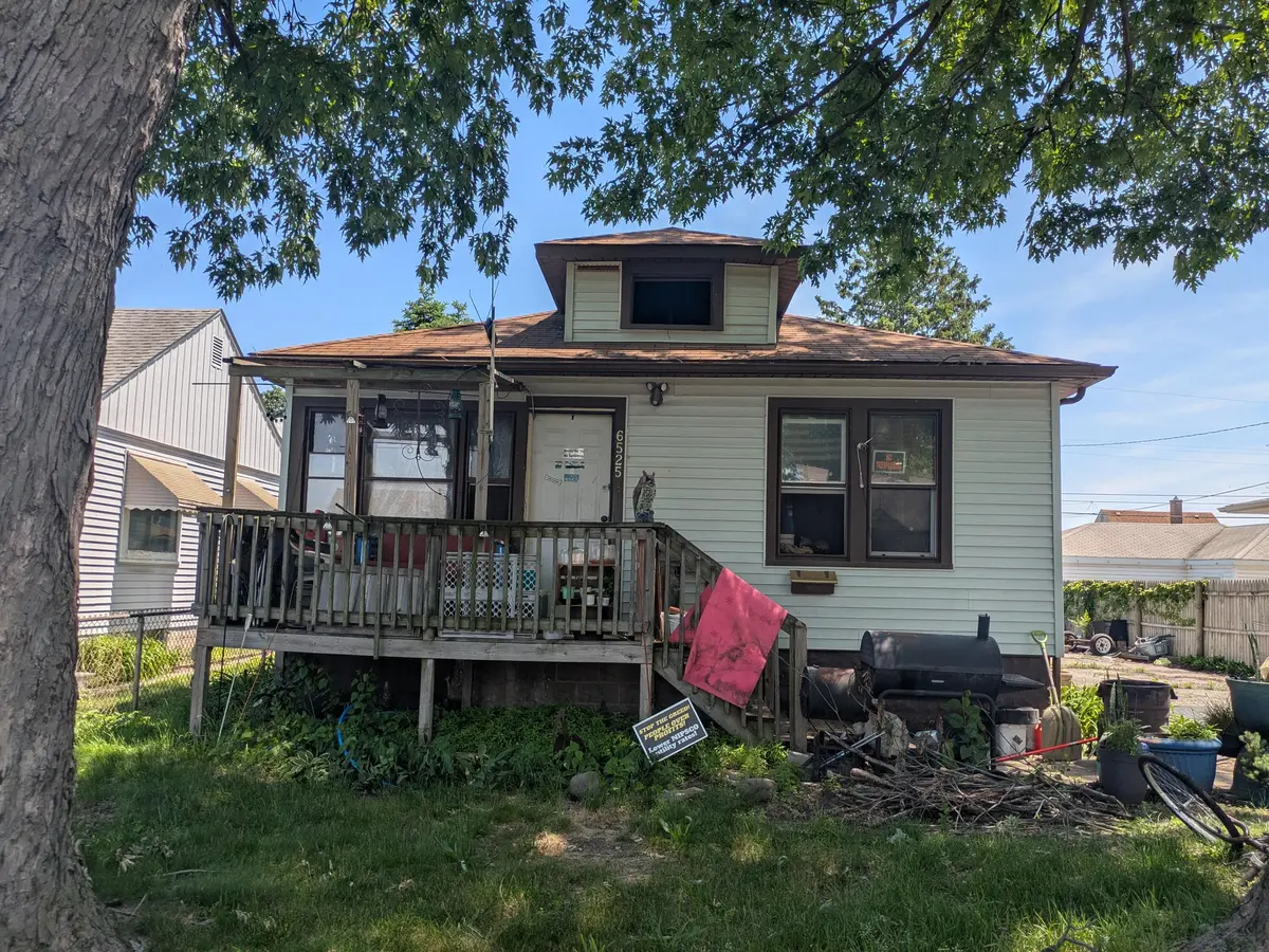 6525 Delaware AVE, Hammond, IN 46323