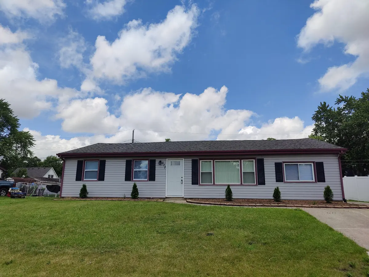 377 Pinewood Drive, Valparaiso, IN 46385