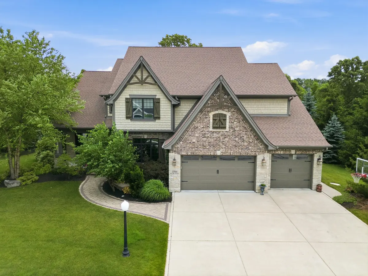 3704 Elio Way, Valparaiso, IN 46385