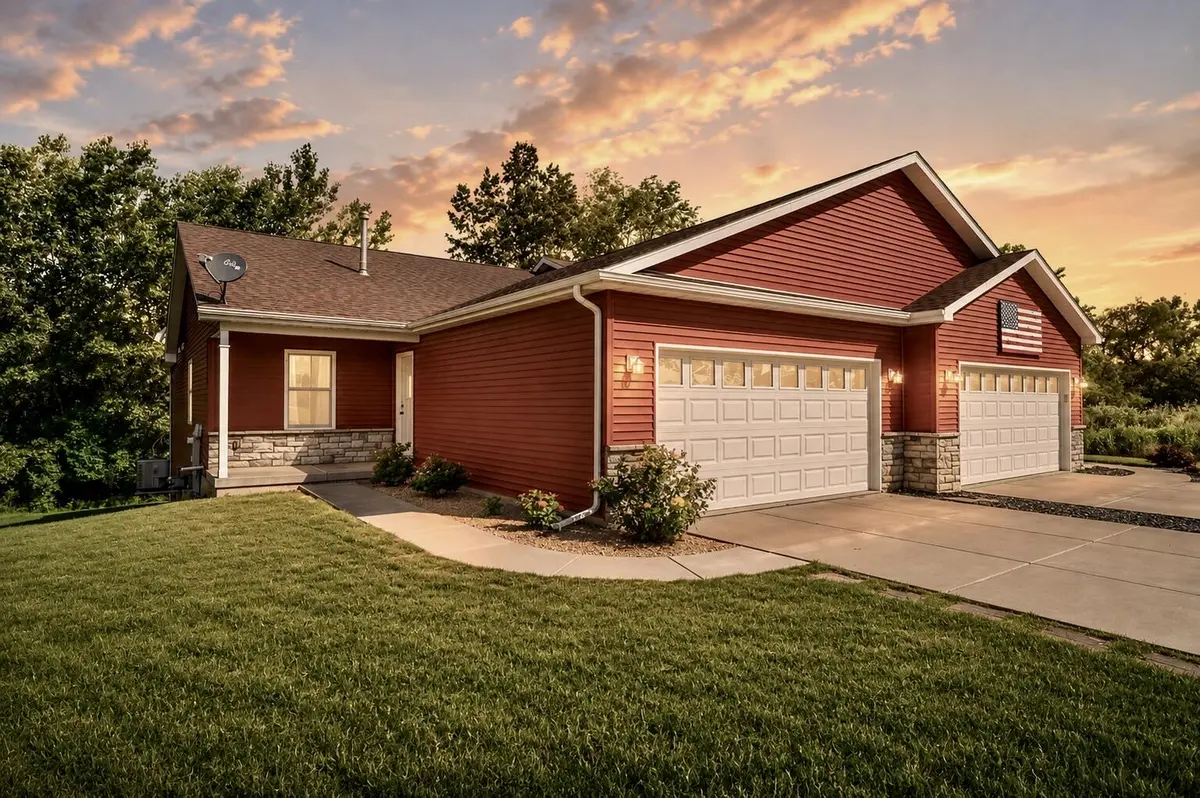17302 Brookwood DR, Lowell, IN 46356