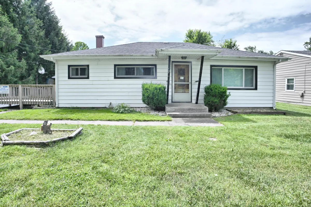 84 W 850 N, Valparaiso, IN 46385