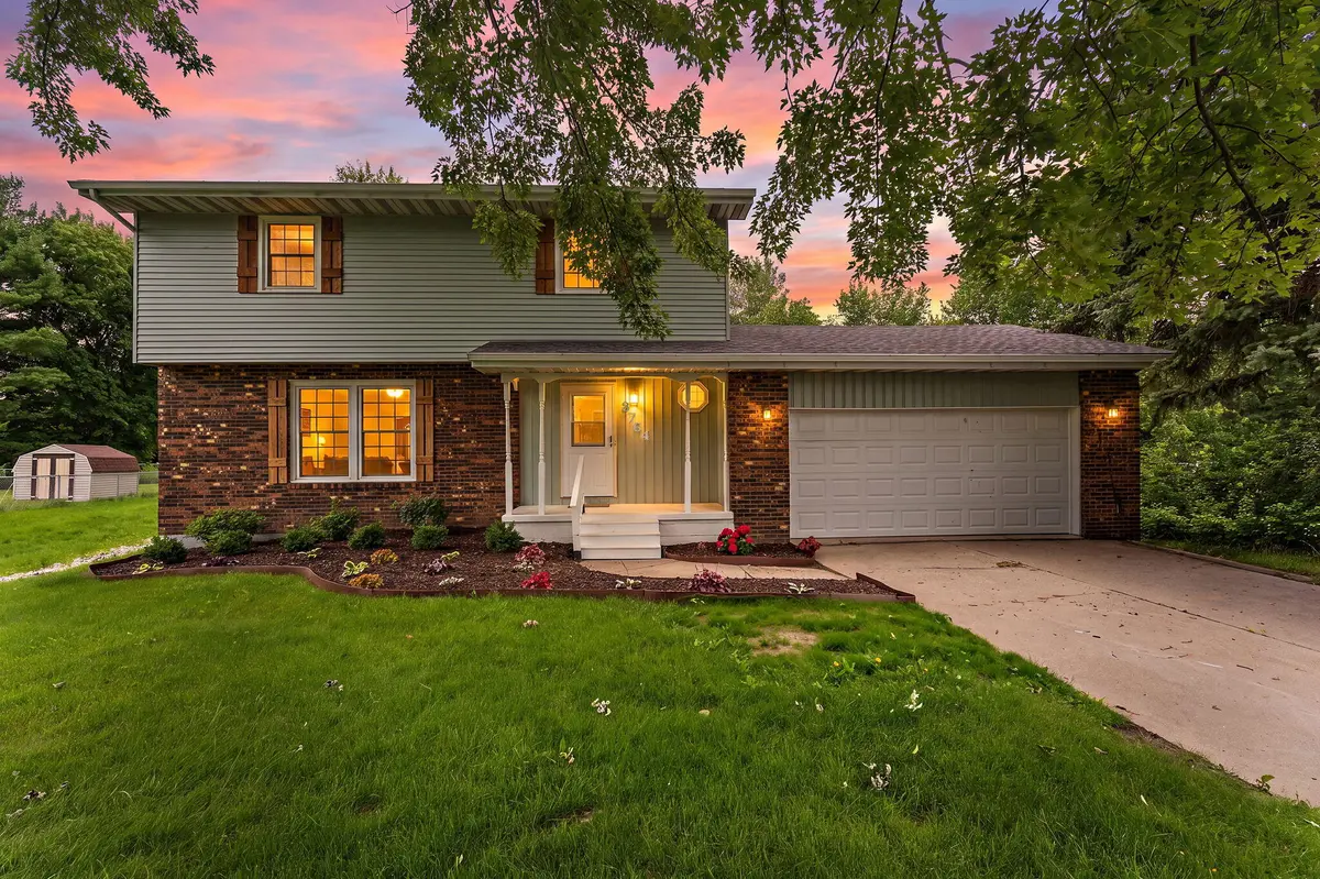 3764 Kingsway Drive, Crown Point, IN 46307
