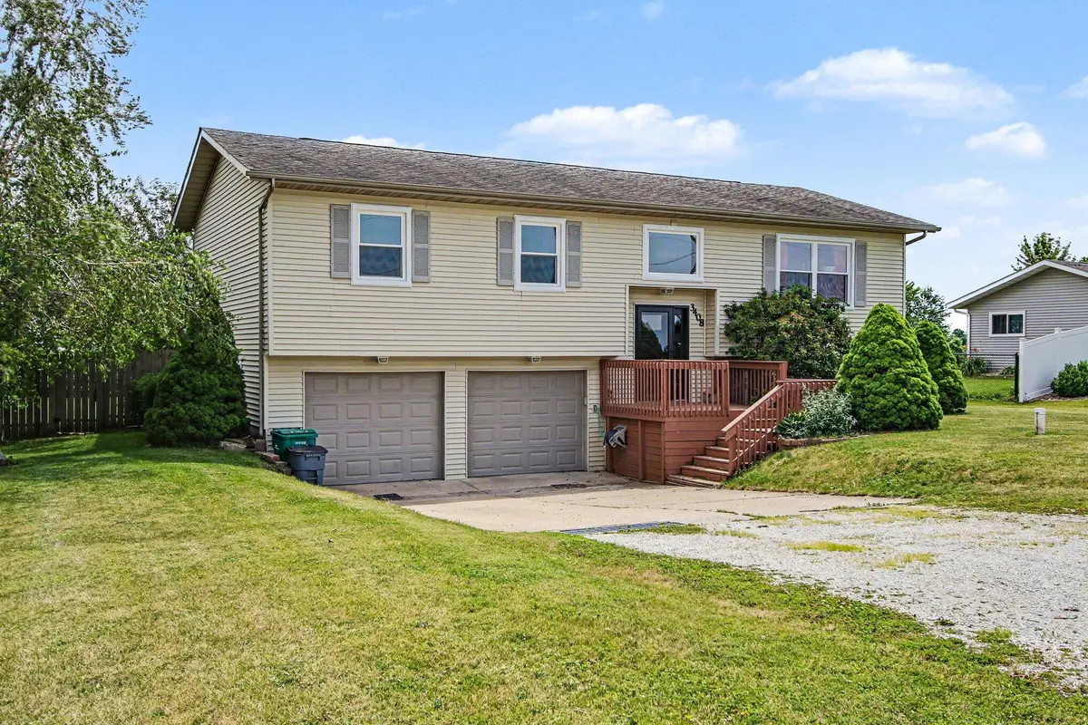 3408 E 100, La Porte, IN 46350