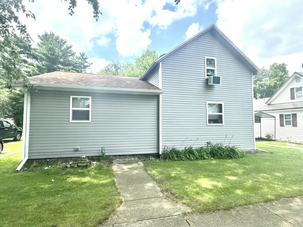 501 S Pearl Street, Knox, IN 46534