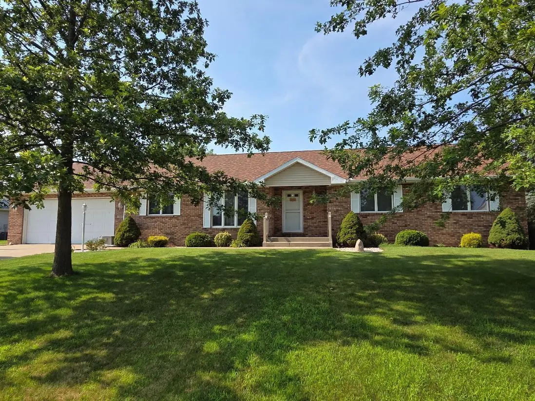 7177 E Grace AVE, New Carlisle, IN 46552