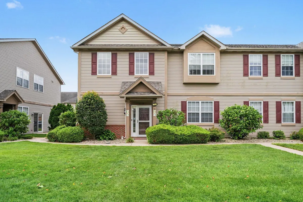 1165 Poppyfield PL, Schererville, IN 46375