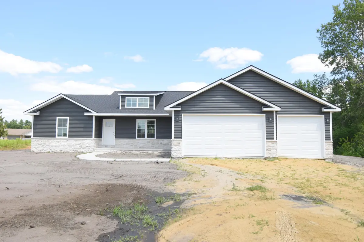 11999 Lilac ST, Demotte, IN 46310
