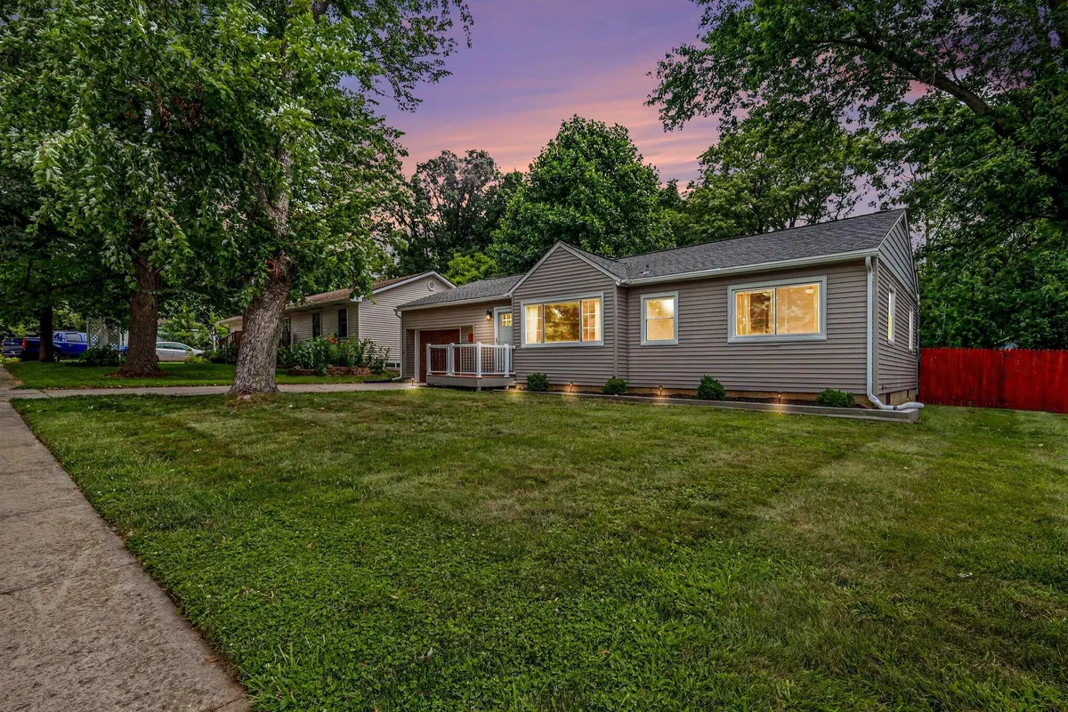 706 Milton ST, Valparaiso, IN 46385
