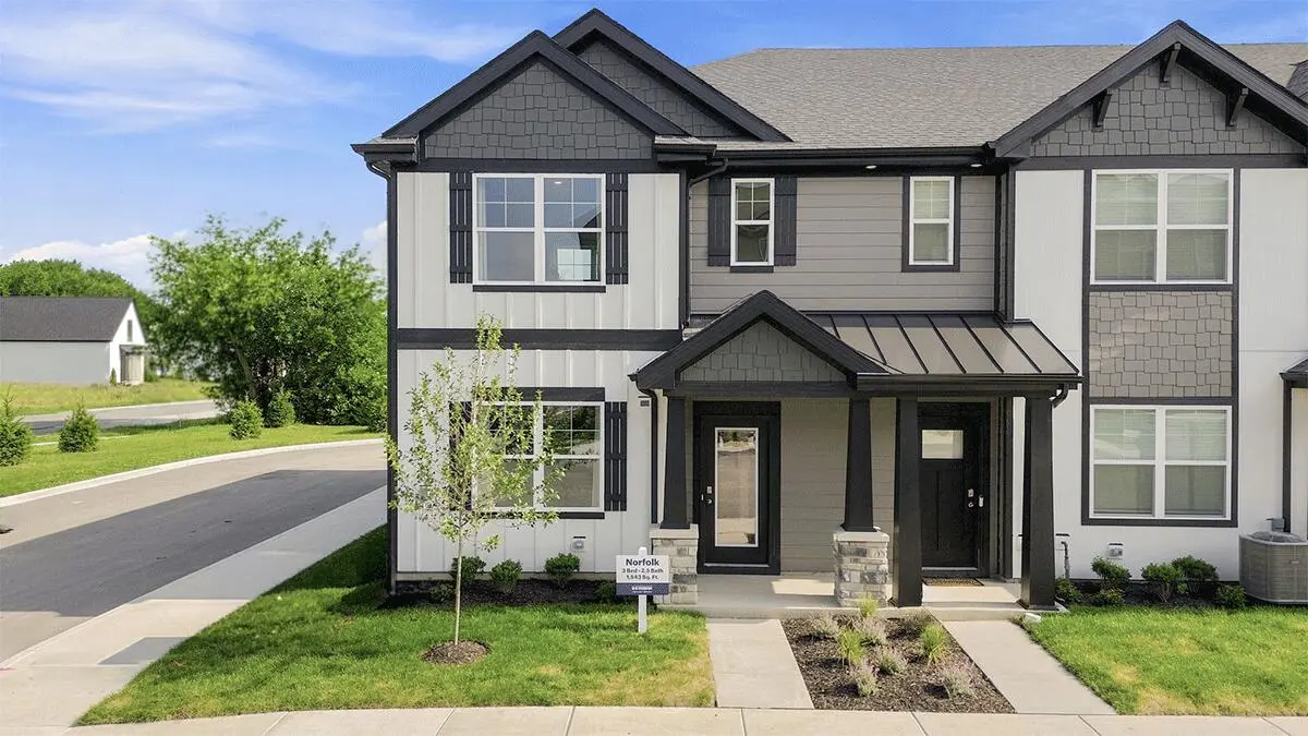 544 E 120th Place, Crown Point, IN 46307