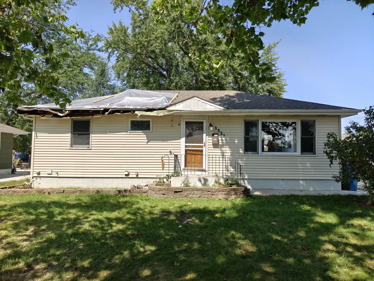 3527 41st Street, Highland, IN 46322