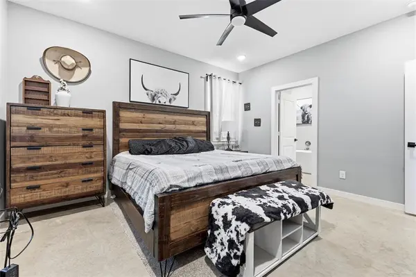 770 Section House Road, Ennis, TX 75119