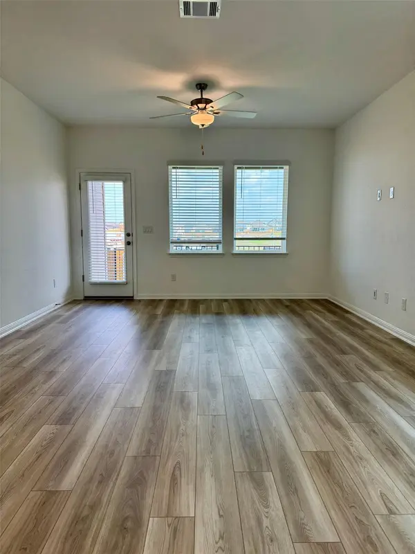 514 Unakite Trl, Liberty Hill, TX 78642