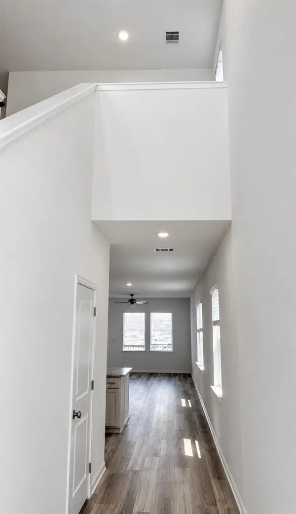 514 Unakite Trl, Liberty Hill, TX 78642