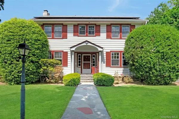 1 8th ST, Pelham, NY 10803