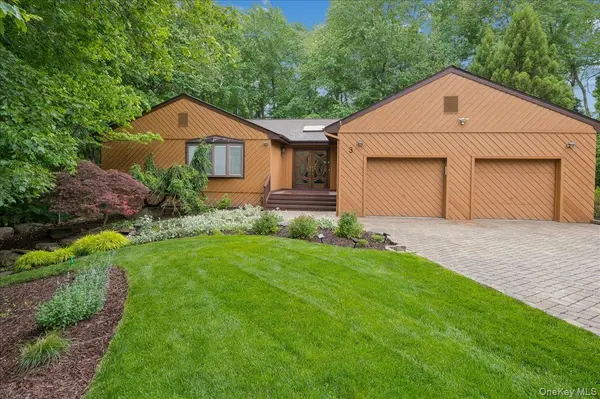 3 Rookery CIR, New City, NY 10956