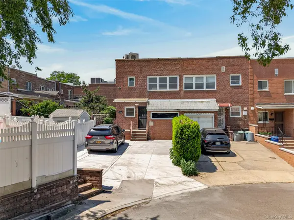 1222 151st PL, Whitestone, NY 11357