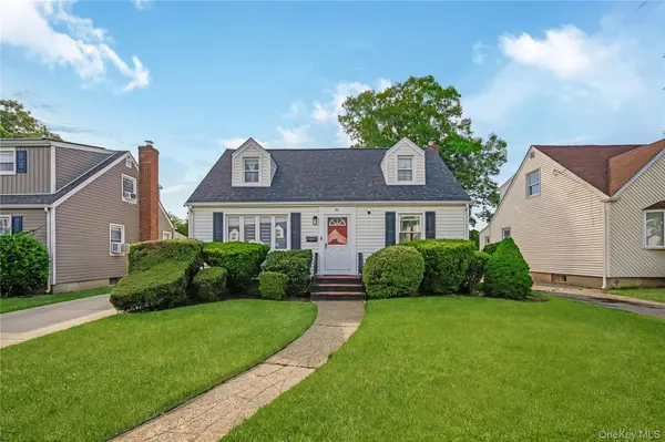 81 Todd RD, Valley Stream, NY 11580