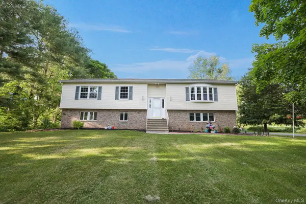 9 Evan RD, Dover Plains, NY 12522