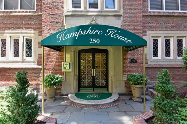 250 Bronxville RD #3I, Bronxville, NY 10708